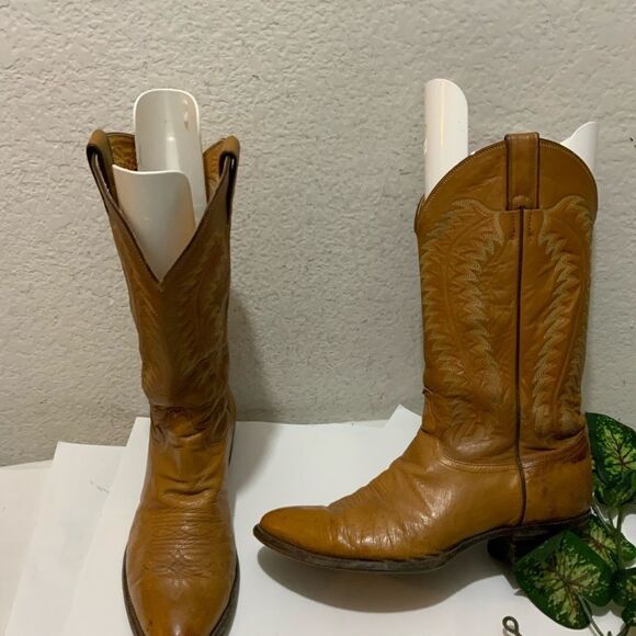 Justin Tan Cowboy Boots Style 8737 Men\'s Size 9 D Tan